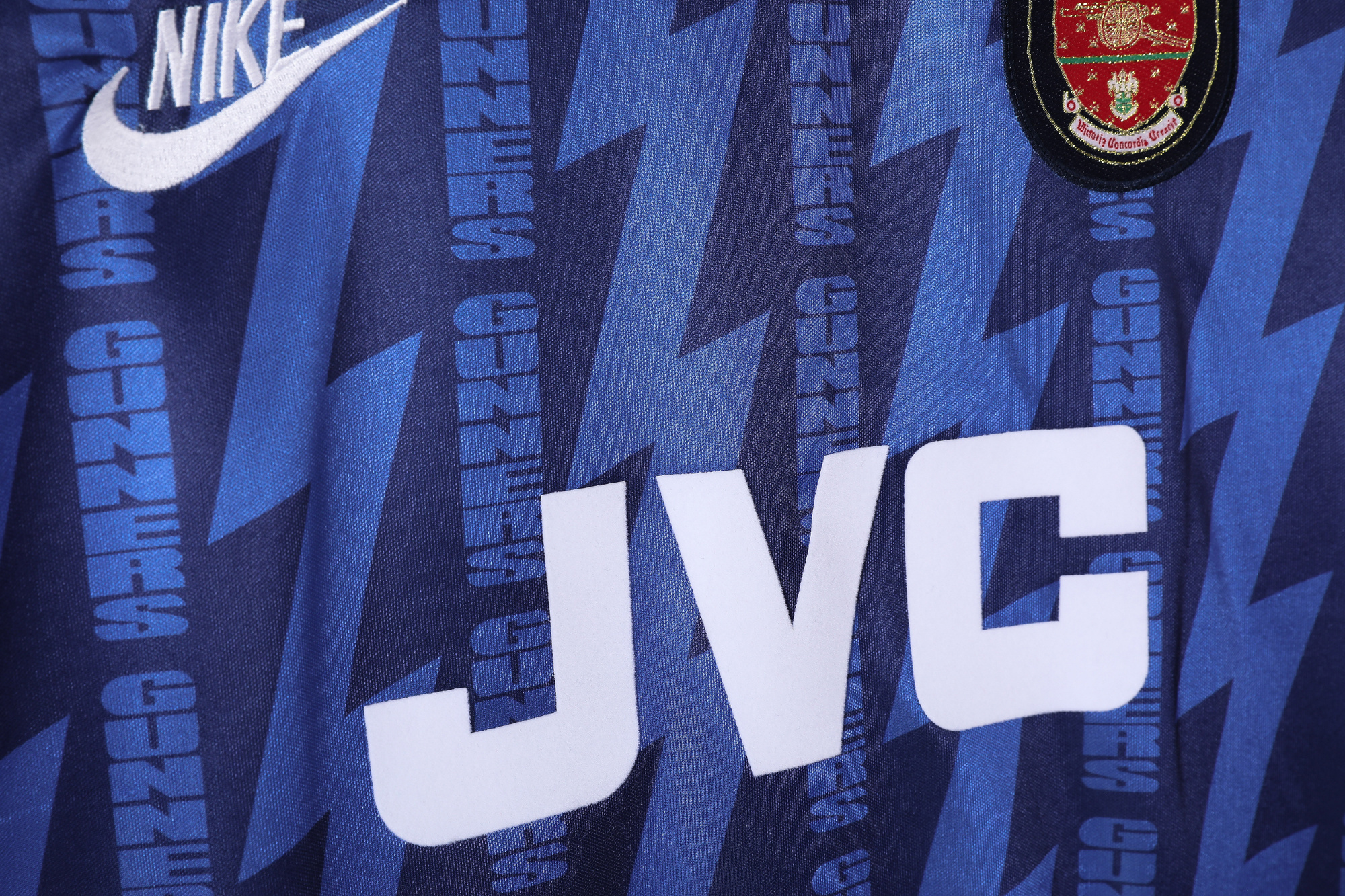 Arsenal 1994/95 Away Retro Jersey (Fan Version) - Image 4