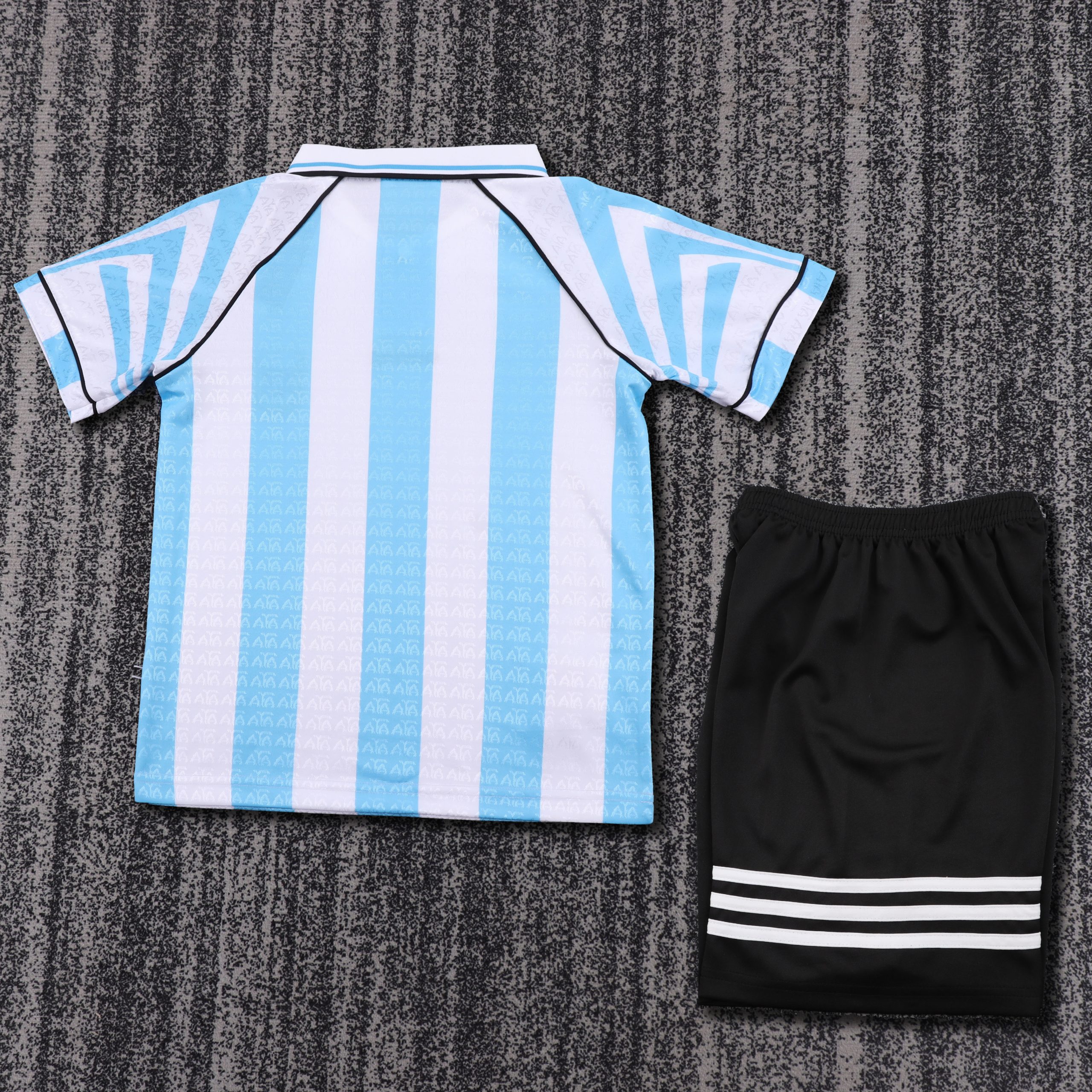 Argentina 1996 Home Kids Kit - Image 2