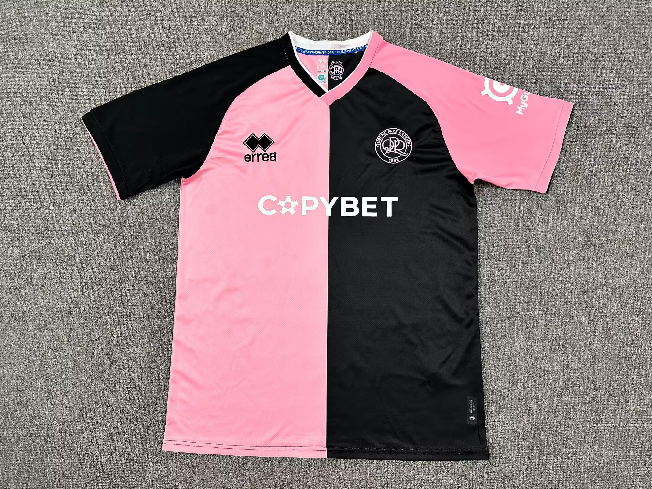 Queens Park Rangers 2025/26 Away Jersey (Fan Version)