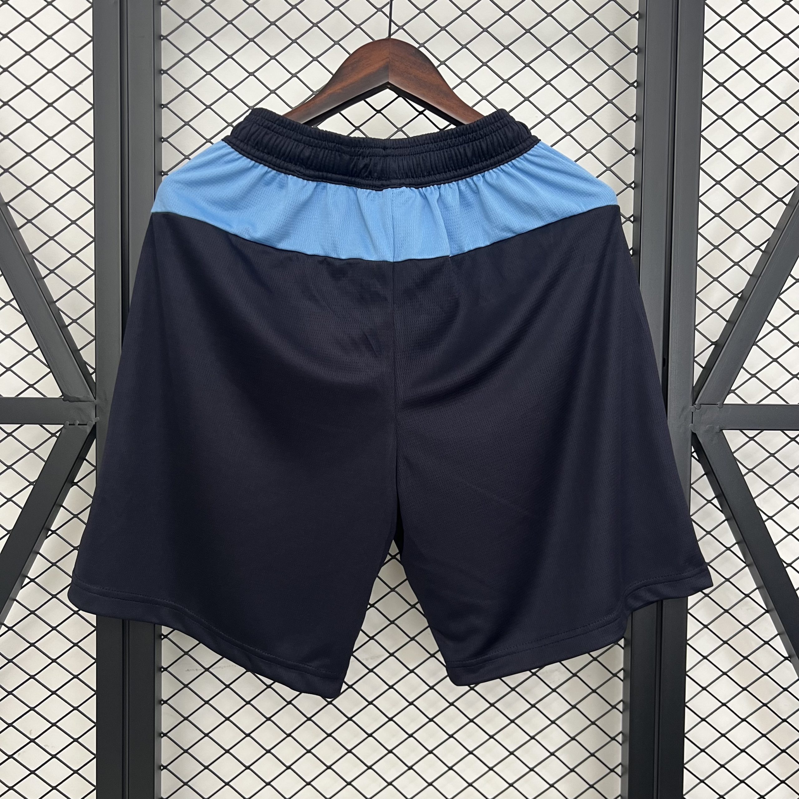 2025/26 Manchester City Black Shorts - Image 2