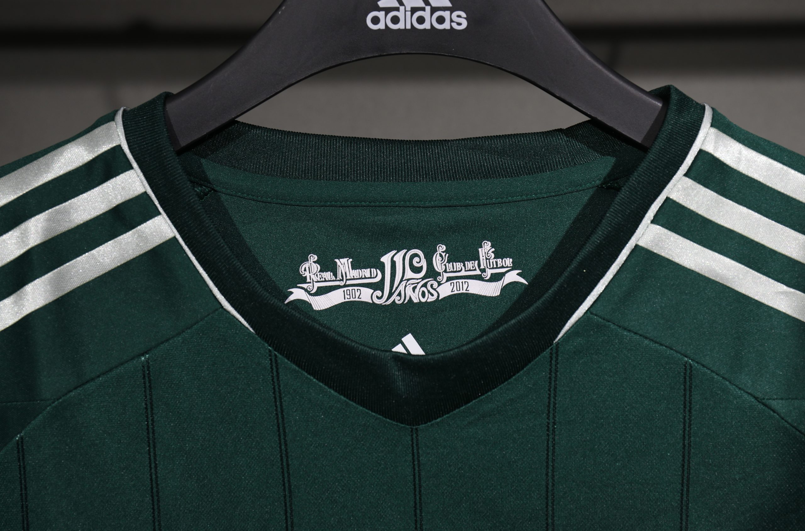 Real Madrid 2012/13 Third Retro Jersey (Player Version, Long Sleeve) - Image 3