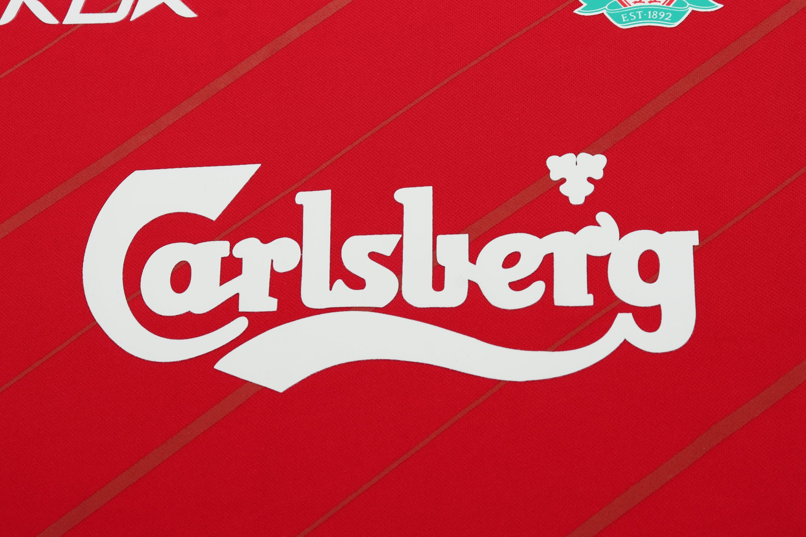Liverpool 2005/06 Home Kids Kit - Image 5