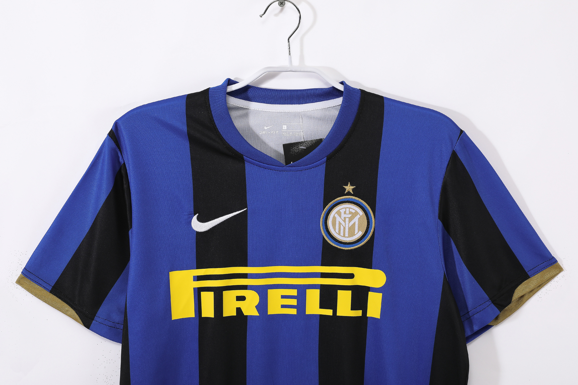 Inter Milan 2008/09 Home Retro Jersey - Image 3