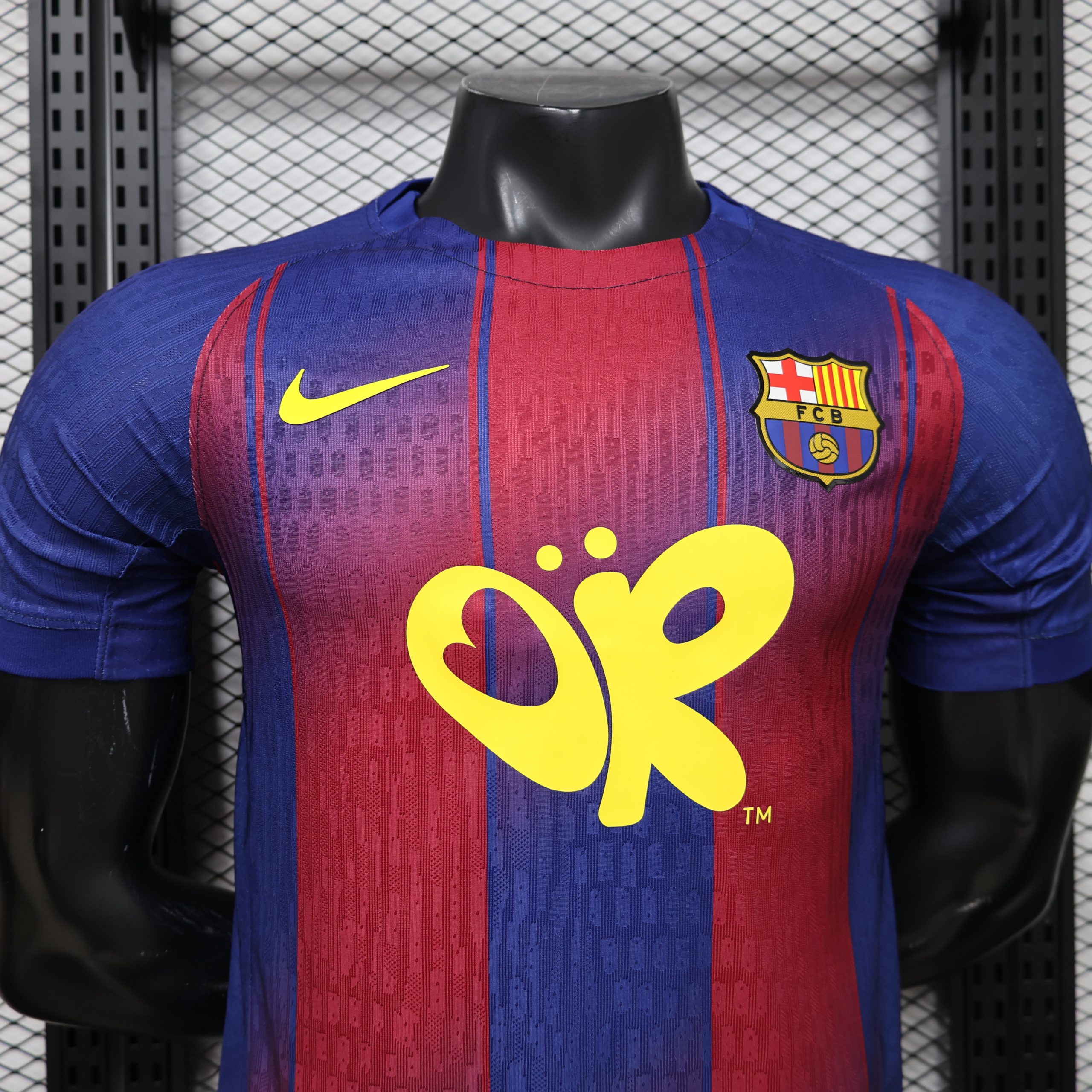 2025/26 Barcelona Home Olivia Rodrigo Special Jersey Player Version - Image 3