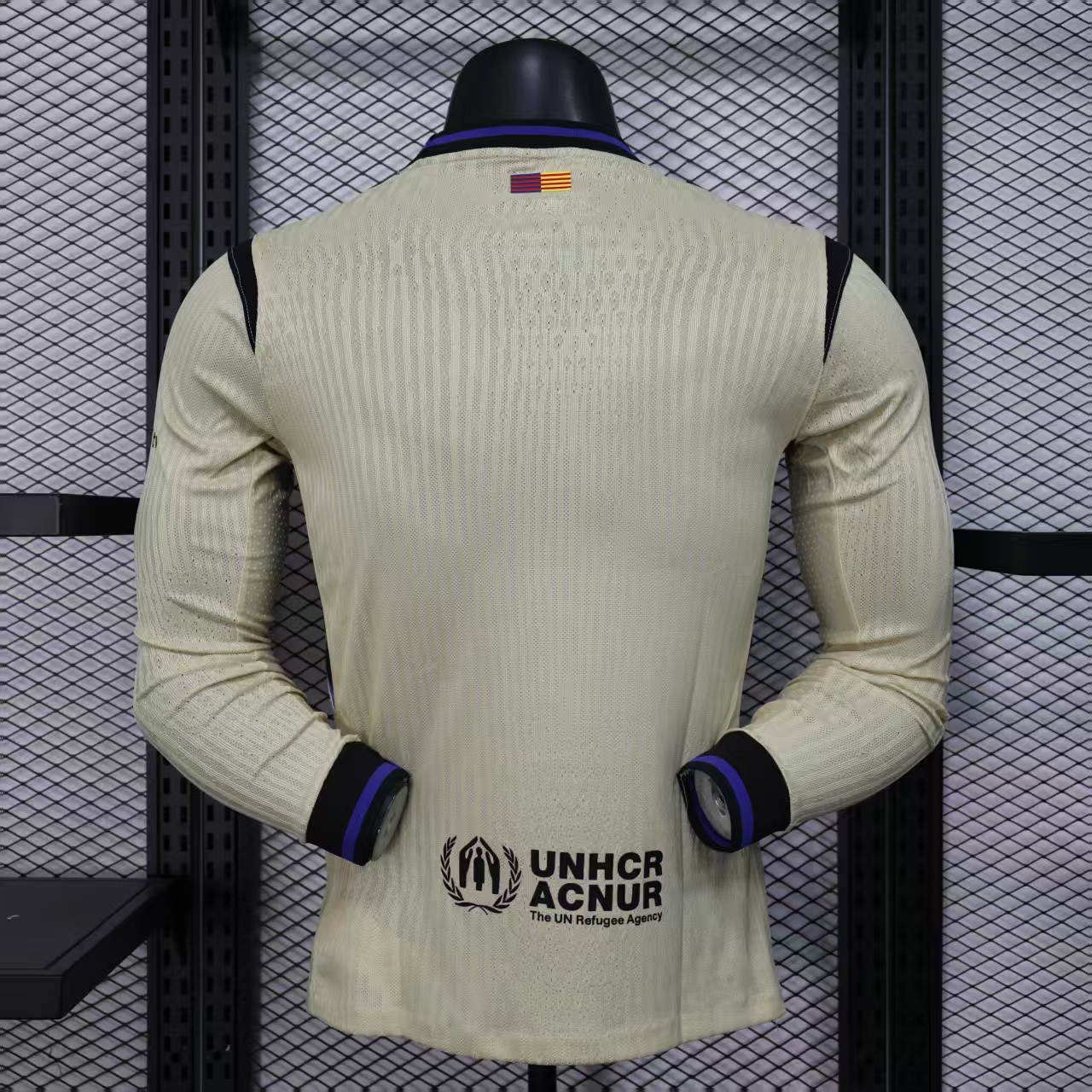Barcelona 2025/26 Away Jersey (Player Version, Long Sleeve) - Image 2