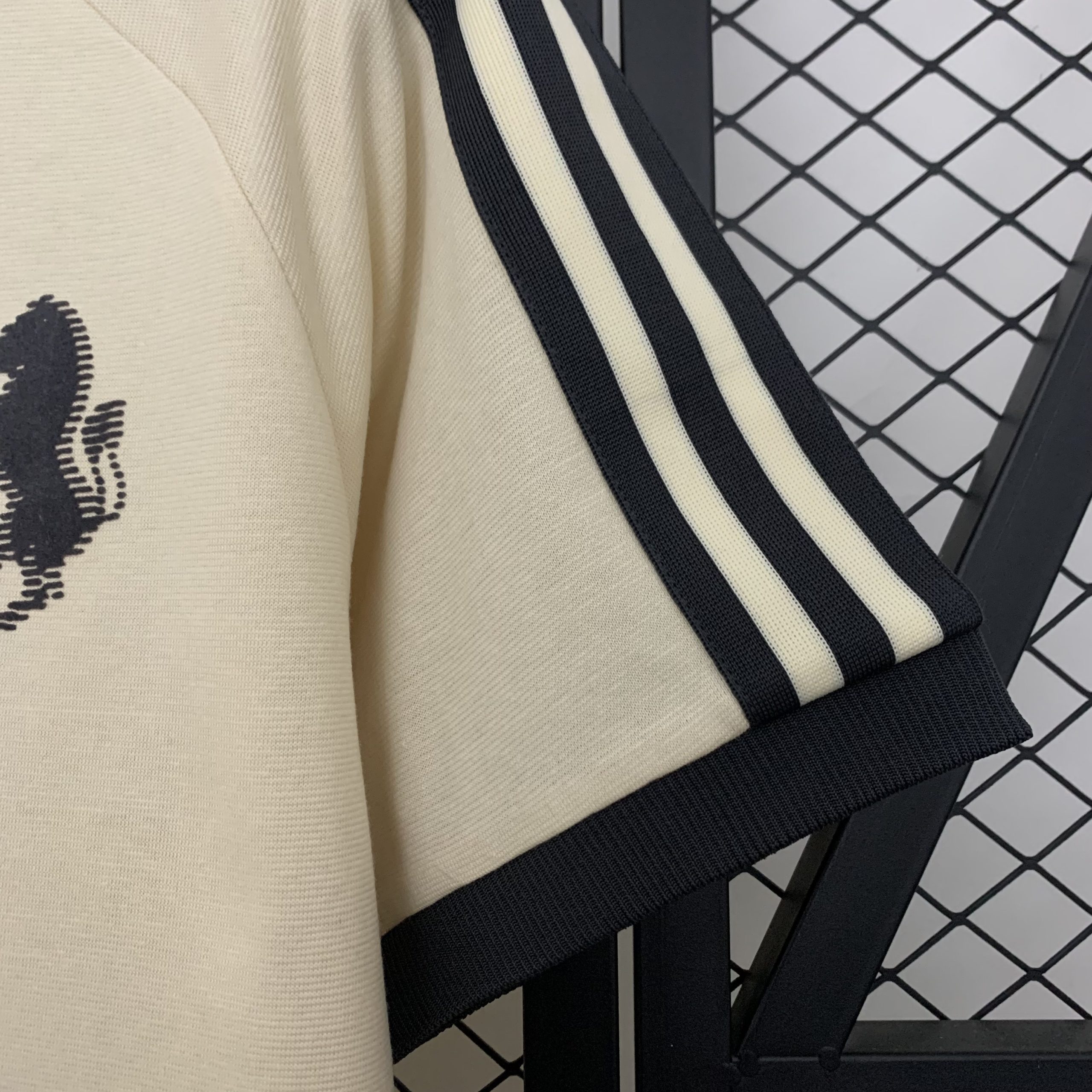 2025/26 Juventus Cotton T-Shirt - Image 5