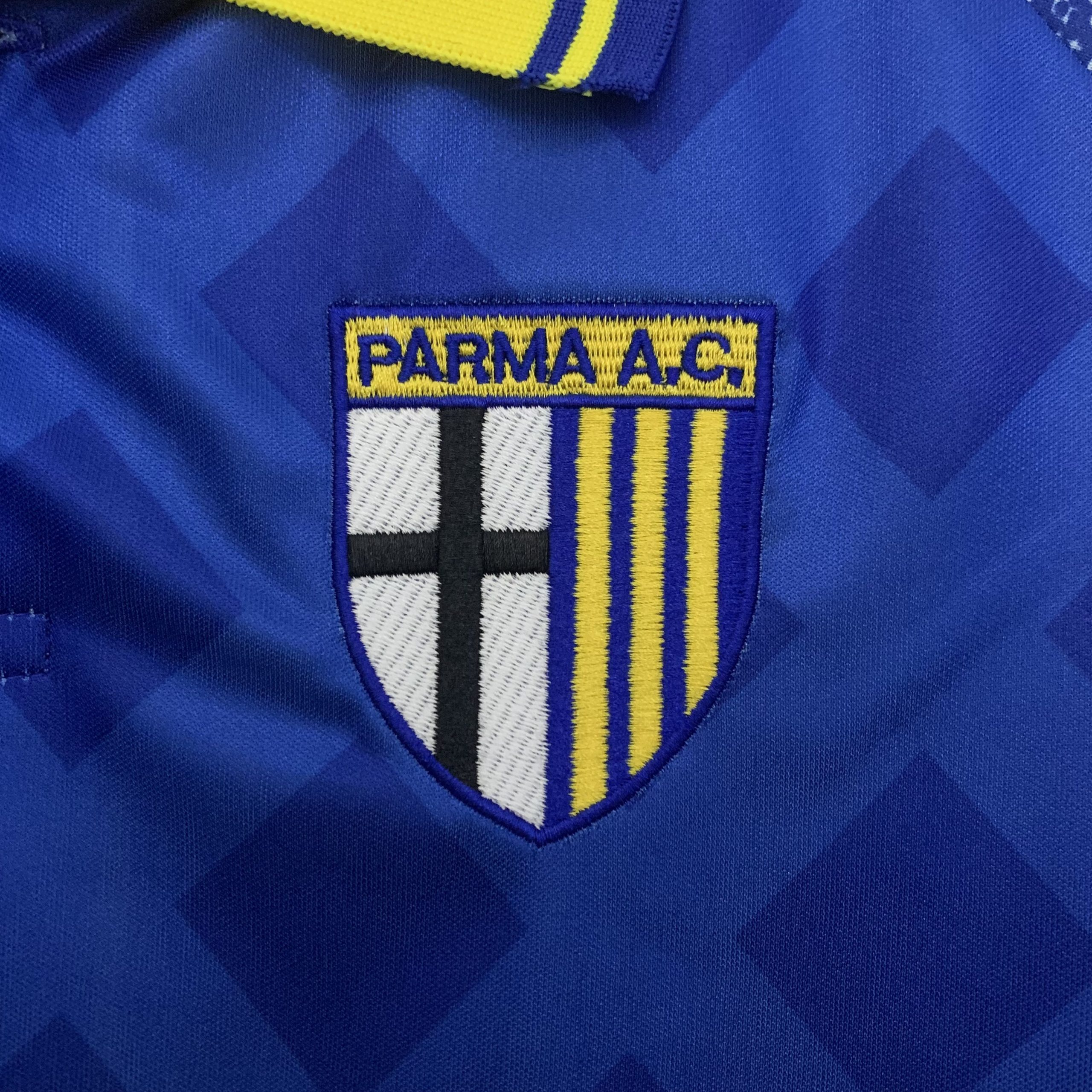 1996/97 Parma Calcio Away Retro Jersey Fan Version - Image 3