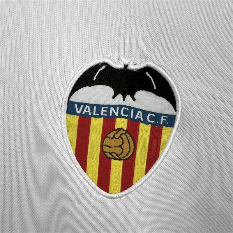 Valencia 2003/04 Home Retro Jersey (Fan Version) - Image 3