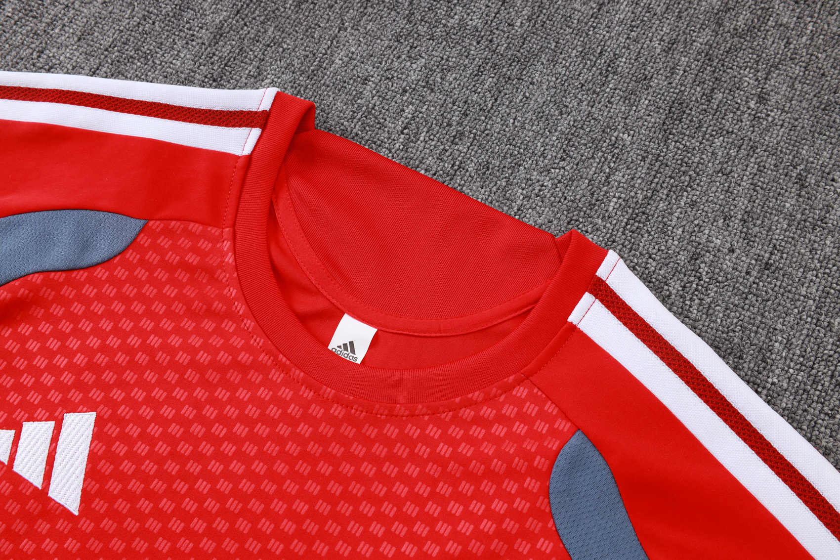 2026/27 SC Internacional Short Sleeve Training Suit - Image 3