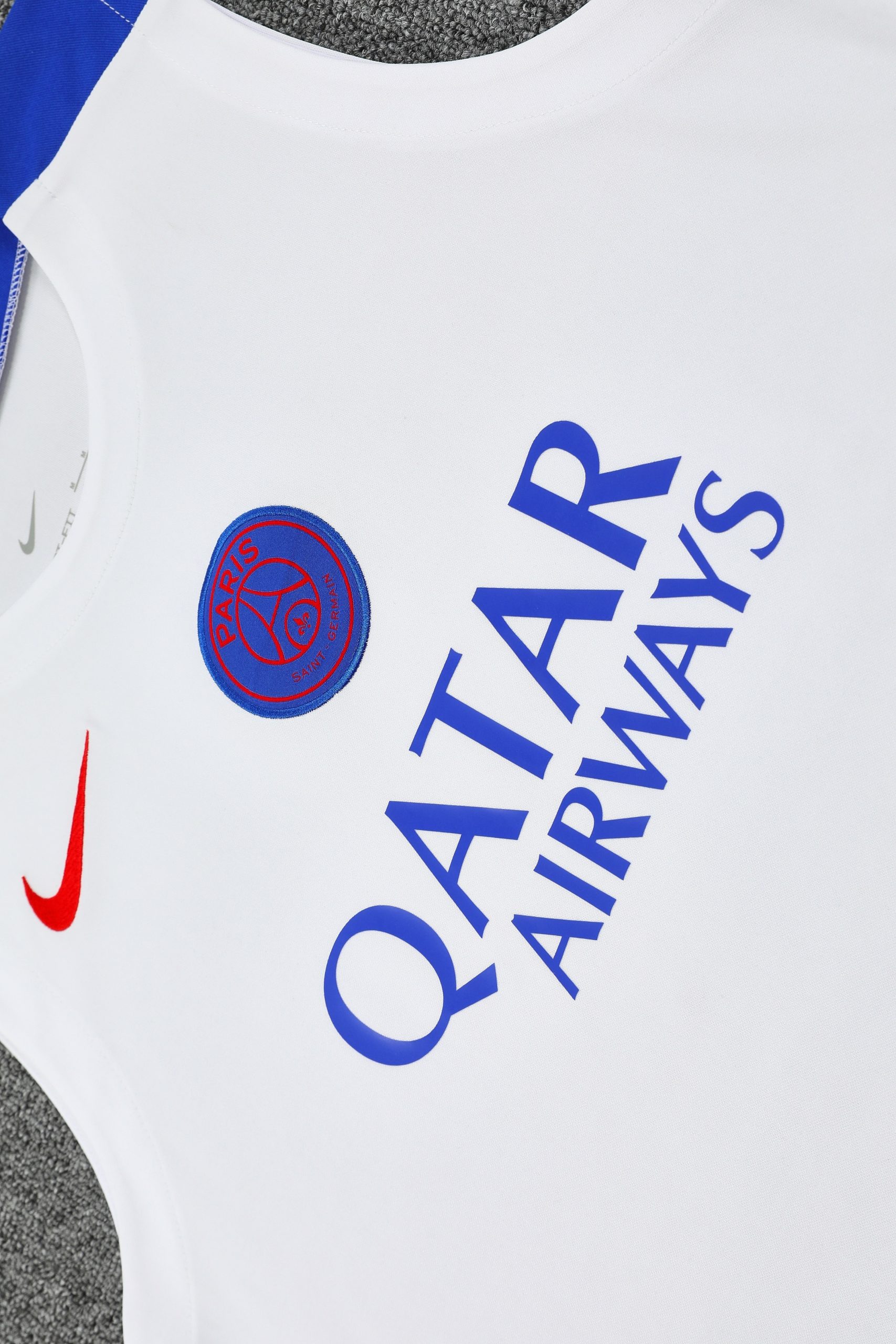 2025/26 PSG Vest Suit - Image 4