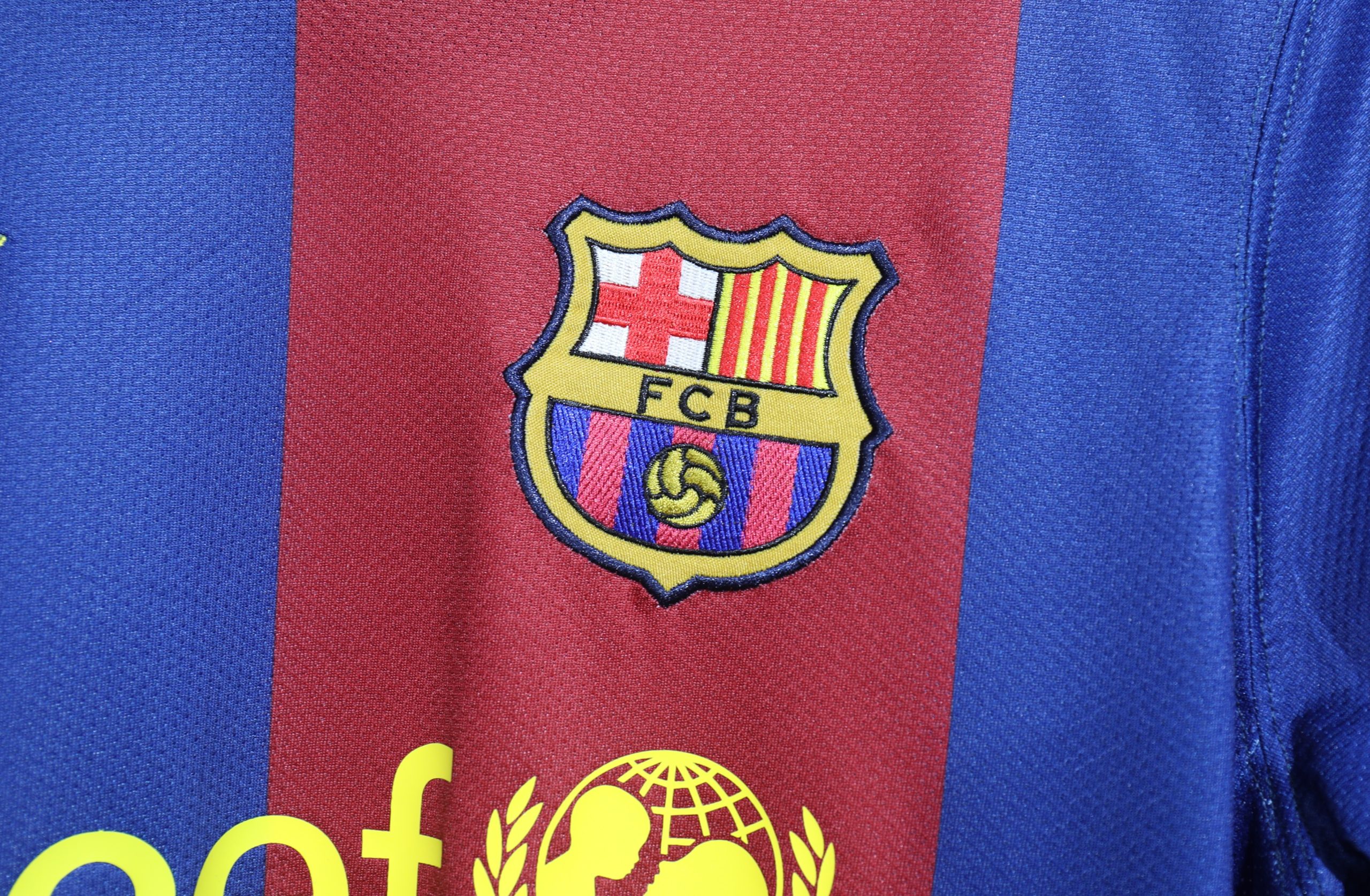 Barcelona 2006/07 Home Retro Jersey (Player Version) - Image 3