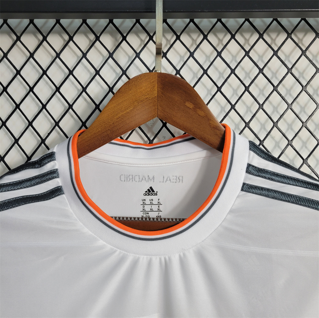 Real Madrid 2013/14 Home Retro Jersey (Fan Version, Long Sleeve) - Image 5