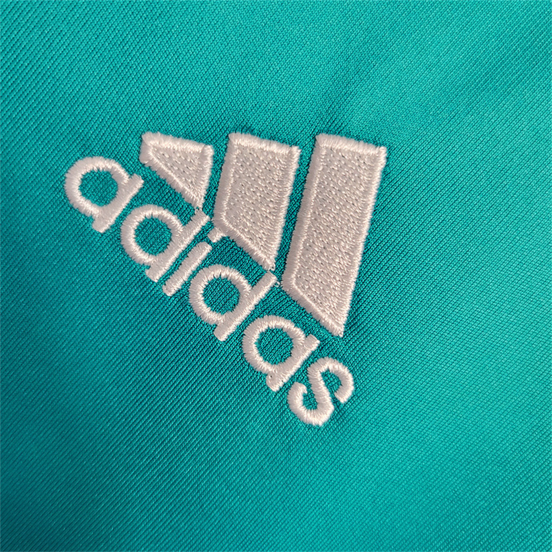 Real Madrid 2017/18 Third Retro Jersey (Fan Version, Long Sleeve) - Image 3