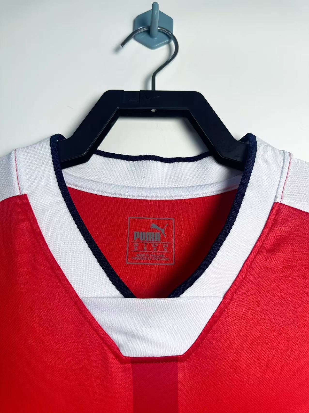 Arsenal 2016/17 Home Retro Jersey (Fan Version) - Image 3