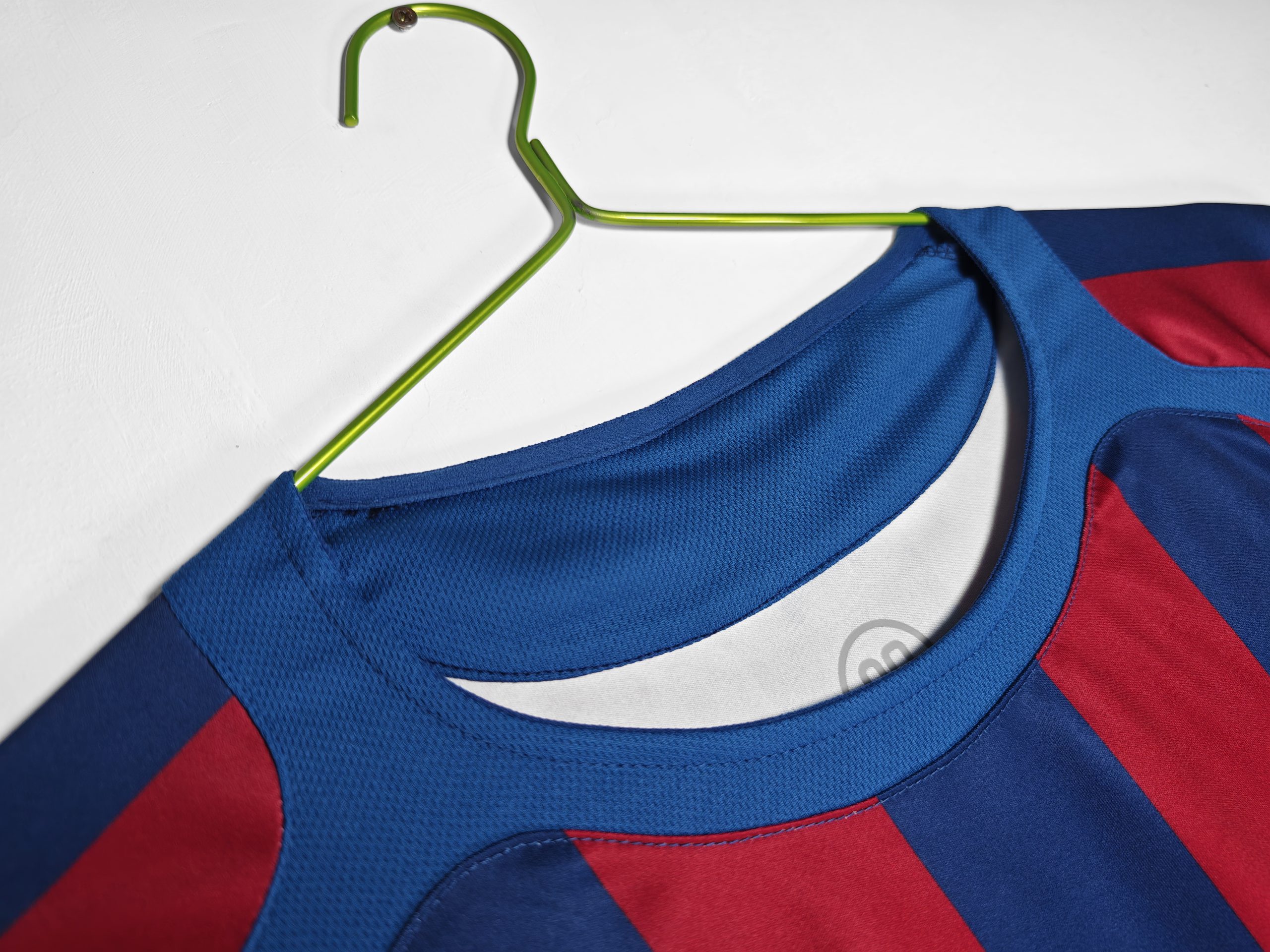 Barcelona 2005/06 Home Retro Jersey - Image 3