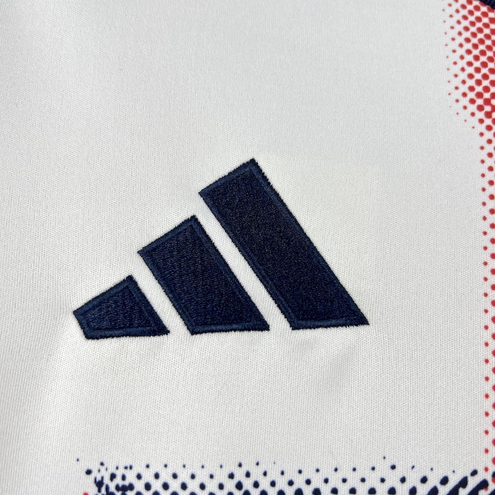 2025/26 Bayern Munich Pre-Match Jersey Fan Version - Image 4