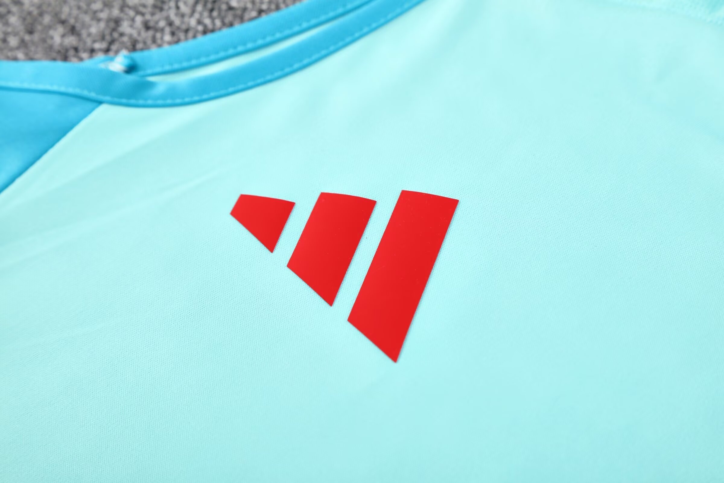 2025/26 CR Flamengo Vest Suit - Image 3
