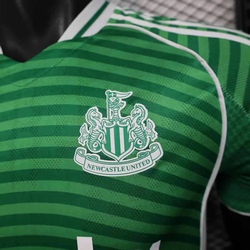 Newcastle United 2025/26 Away Jersey (Player Version) - Image 5
