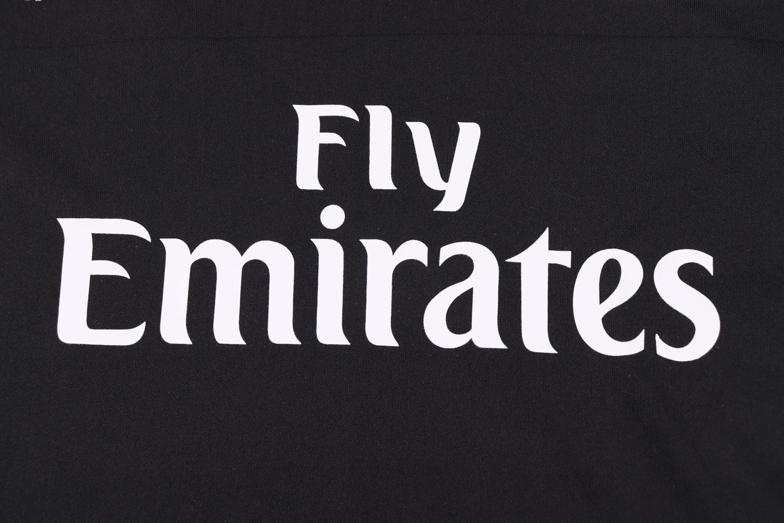 Real Madrid 2016/17 Third Kids Kit - Image 5