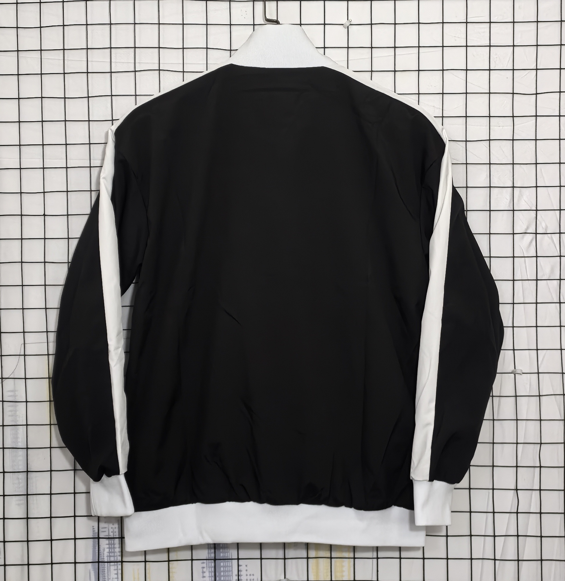 Santos FC 1960 Retro Windbreaker - Image 2