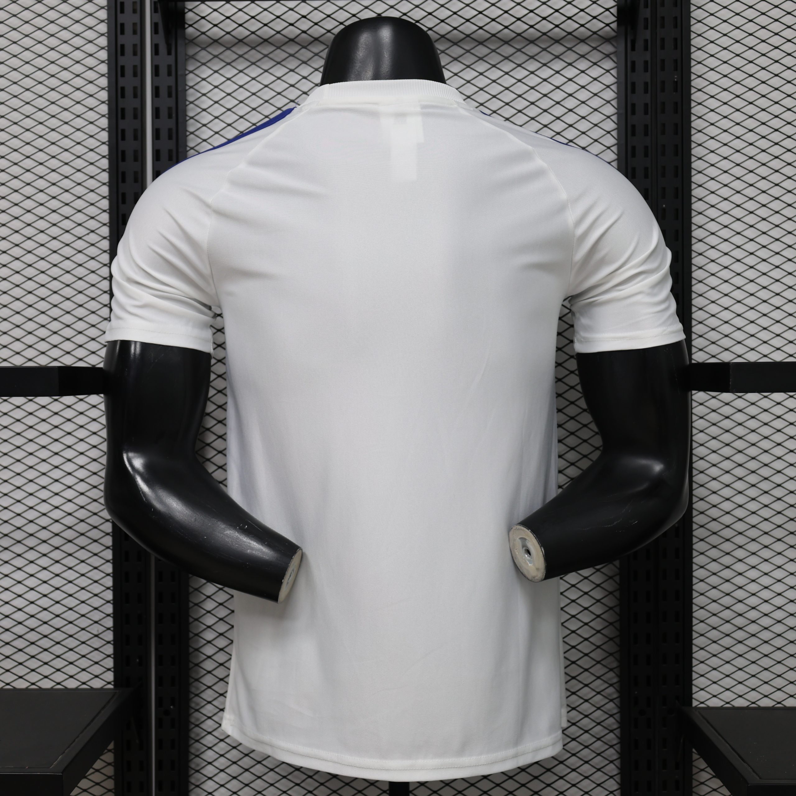 2026/27 Leeds United Casual Jersey Player Version - Image 2