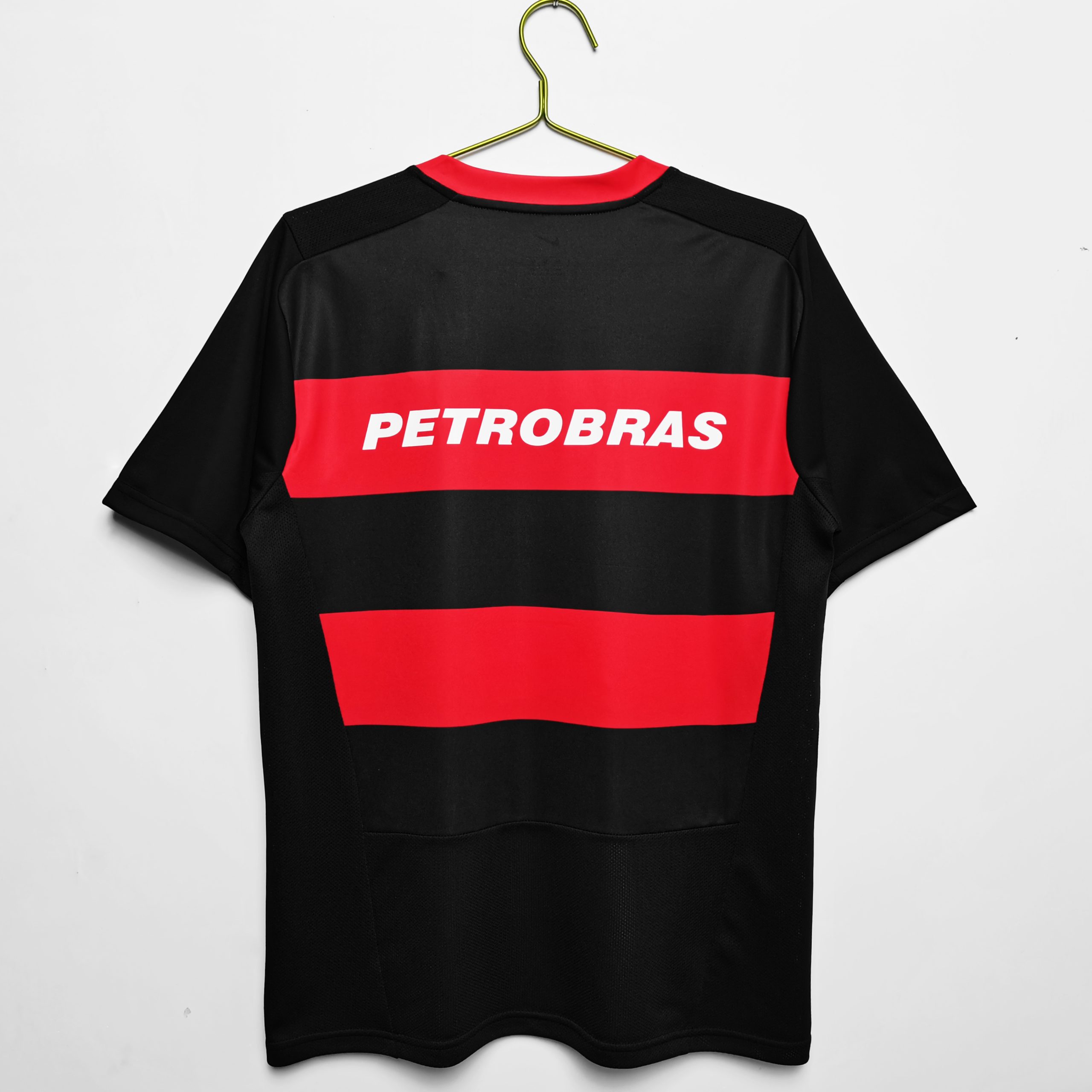 CR Flamengo 2001/02 Home Retro Jersey (Fan Version) - Image 4