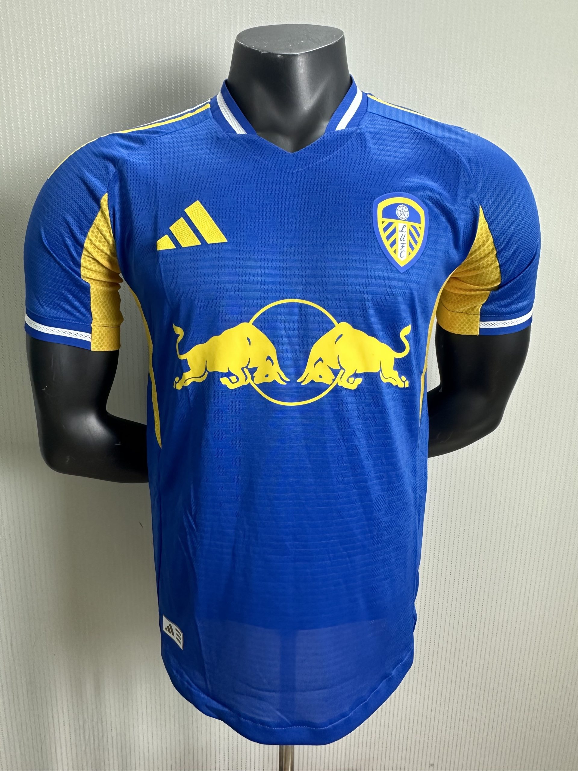 Leeds United 2025/26 Away Jersey (Player Version)