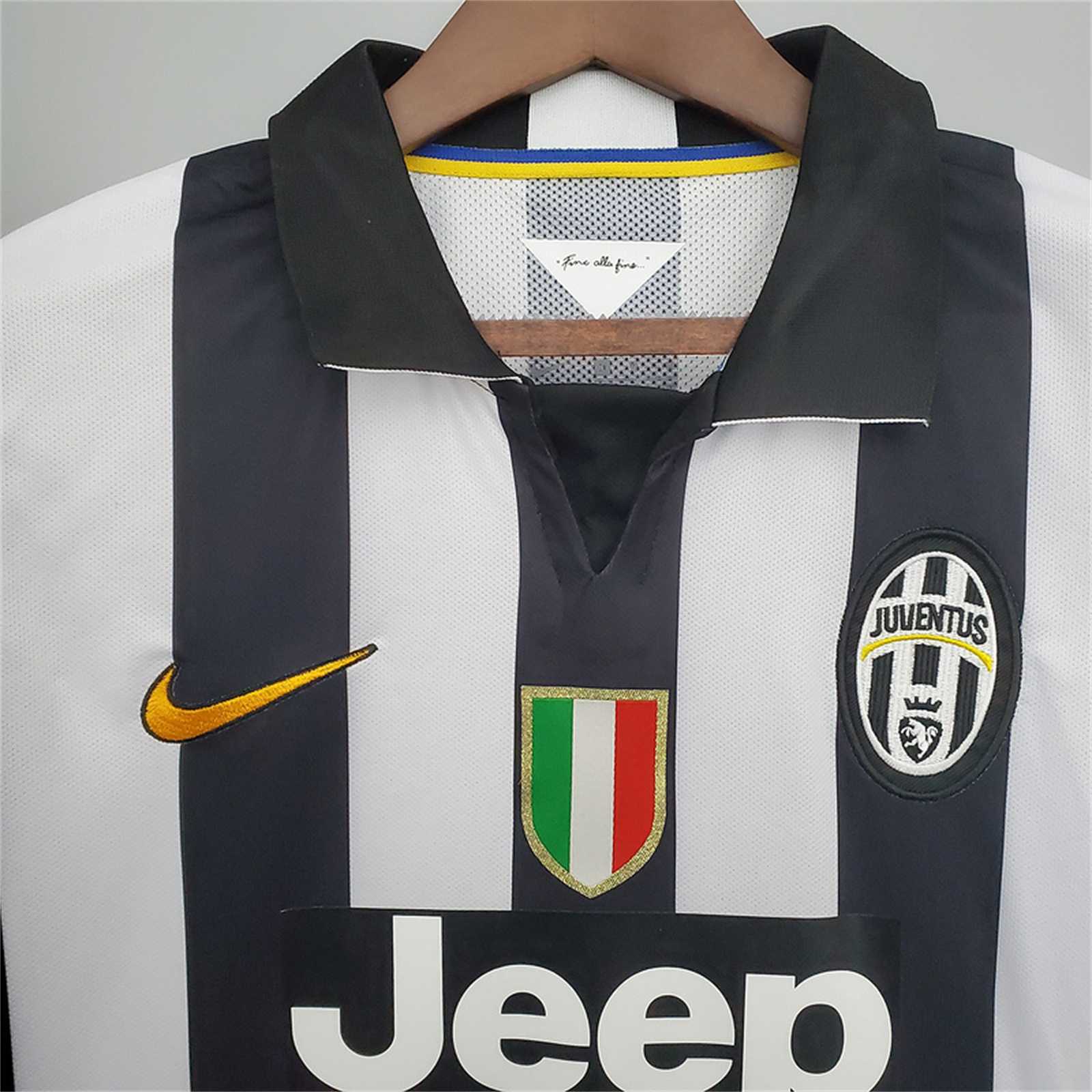 Juventus 2014/15 Home Retro Jersey (Fan Version) - Image 3