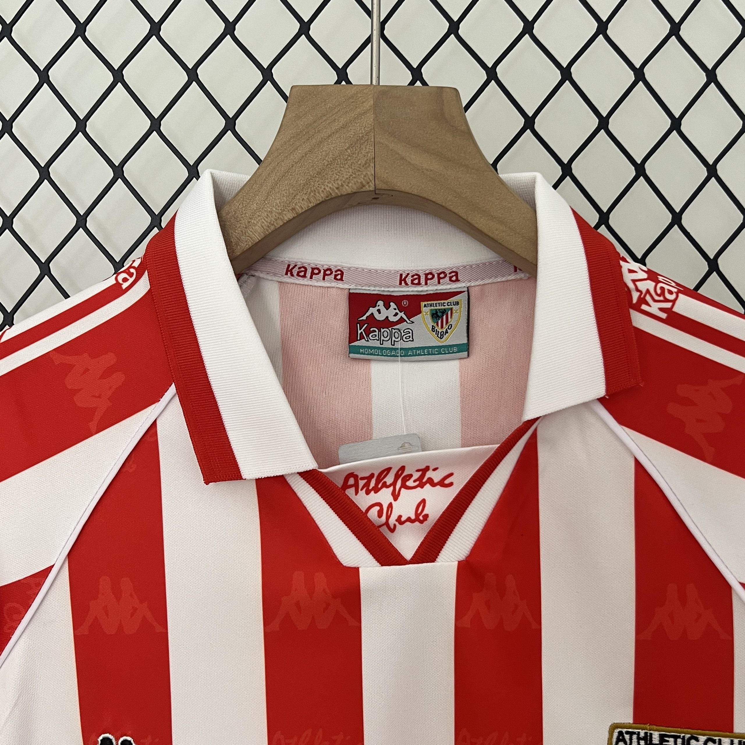Athletic Bilbao 1995/97 Home Kids Kit - Image 4