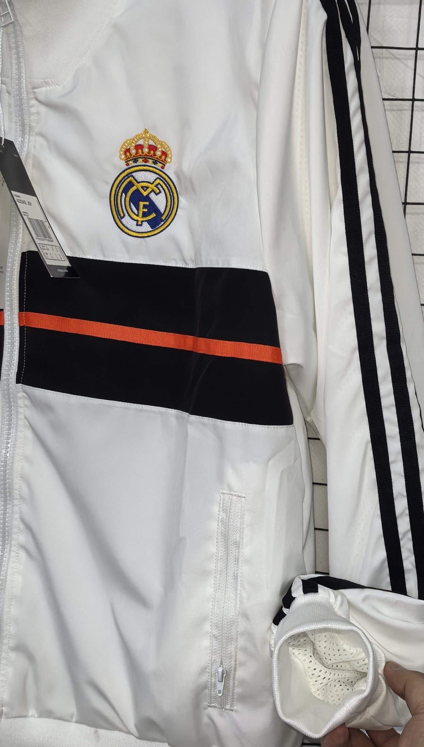 Real Madrid 2013/14 Retro Windbreaker - Image 5