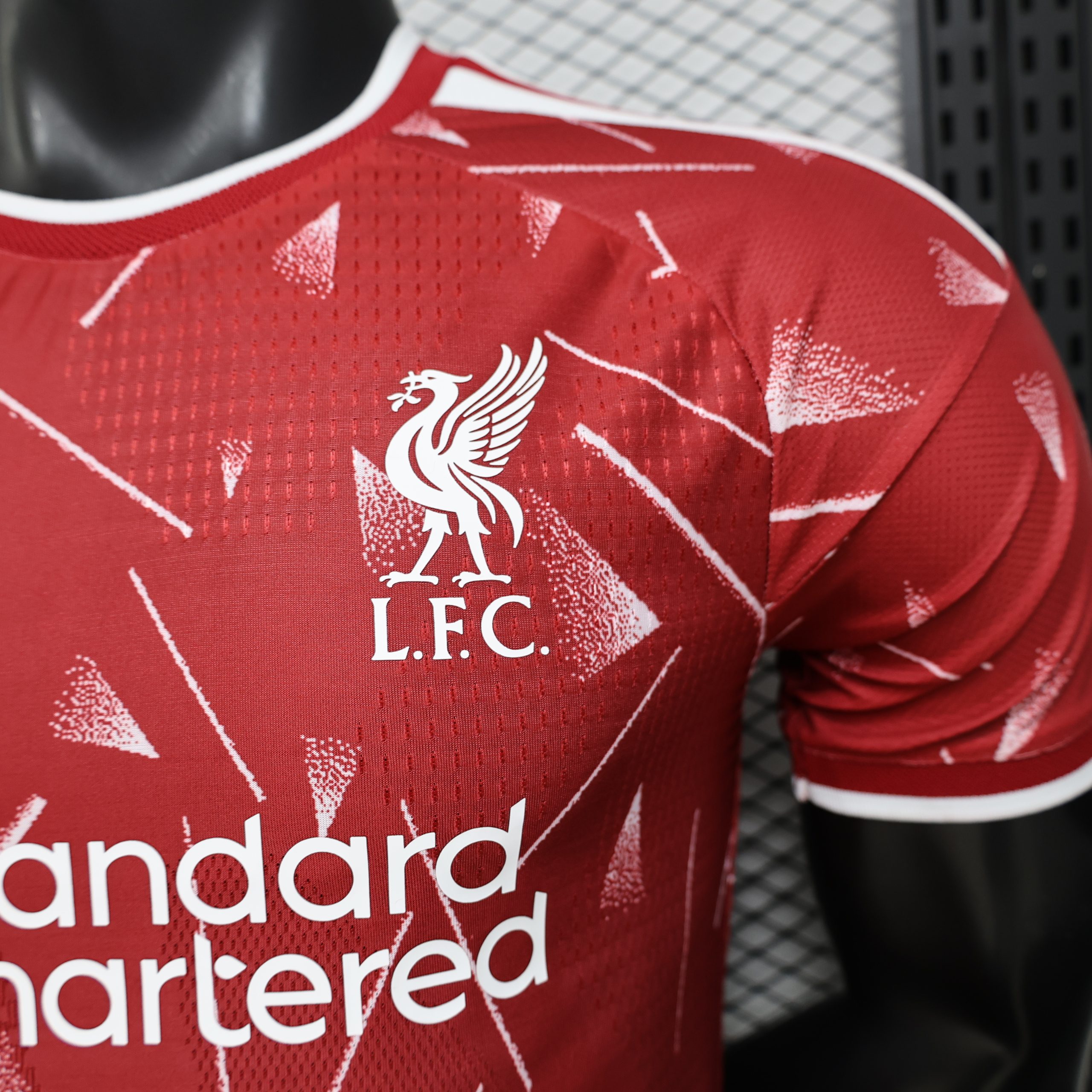 Liverpool 2026/27 Home Jersey (Player Version) - Image 5