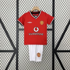 Manchester United 2000/01 Home Kids Kit