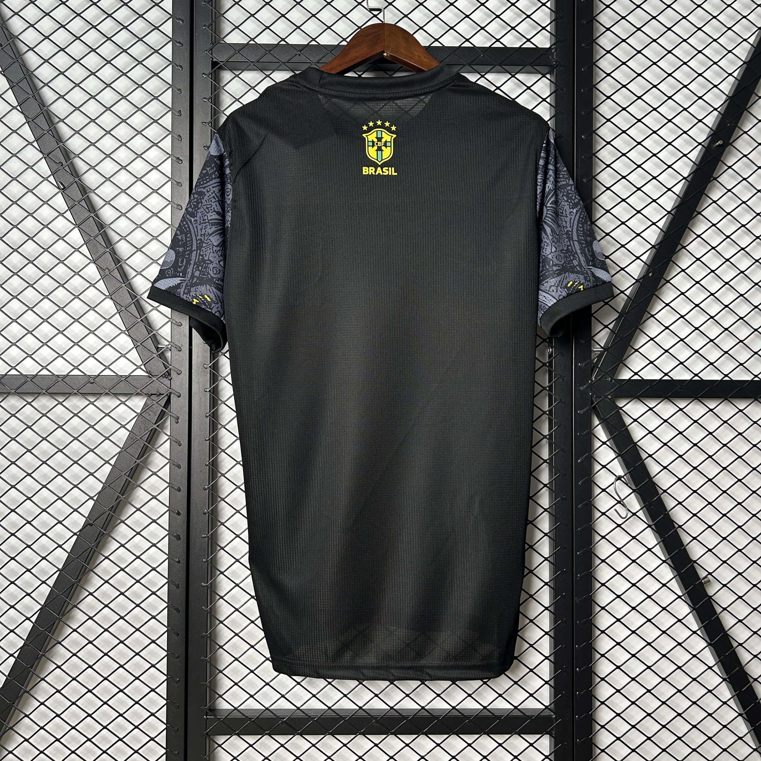 Brazil 2025 Special Edition Jersey (Fan Version) - Image 2
