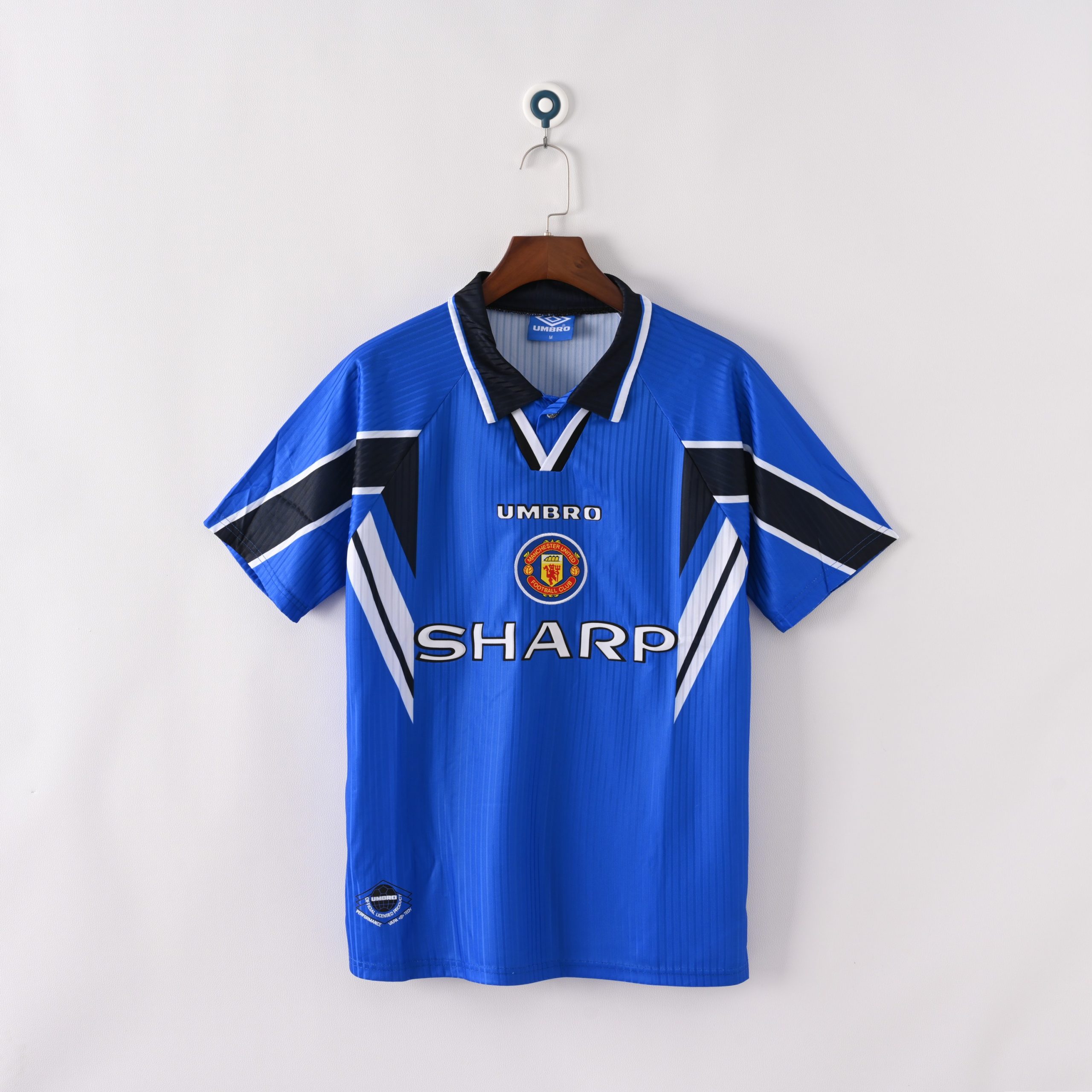 Manchester United 1996/97 Third Retro Jersey (Fan Version)