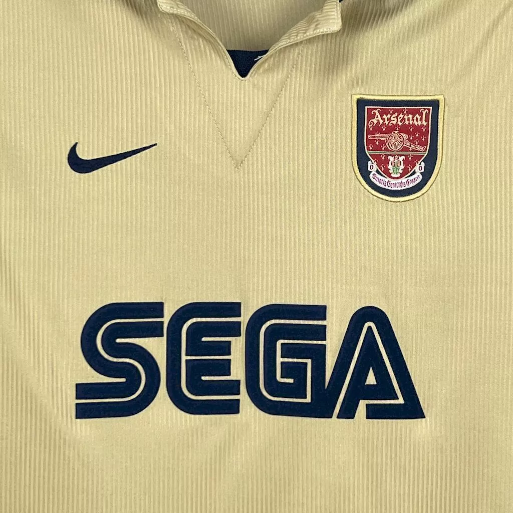 Arsenal 2001/02 Away Retro Jersey (Long Sleeve) - Image 3