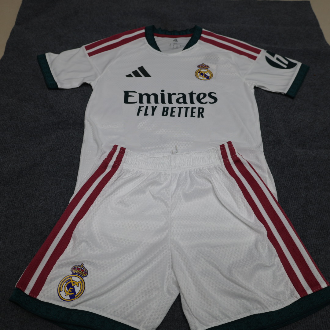 Real Madrid 2026/27 Home Kids Kit