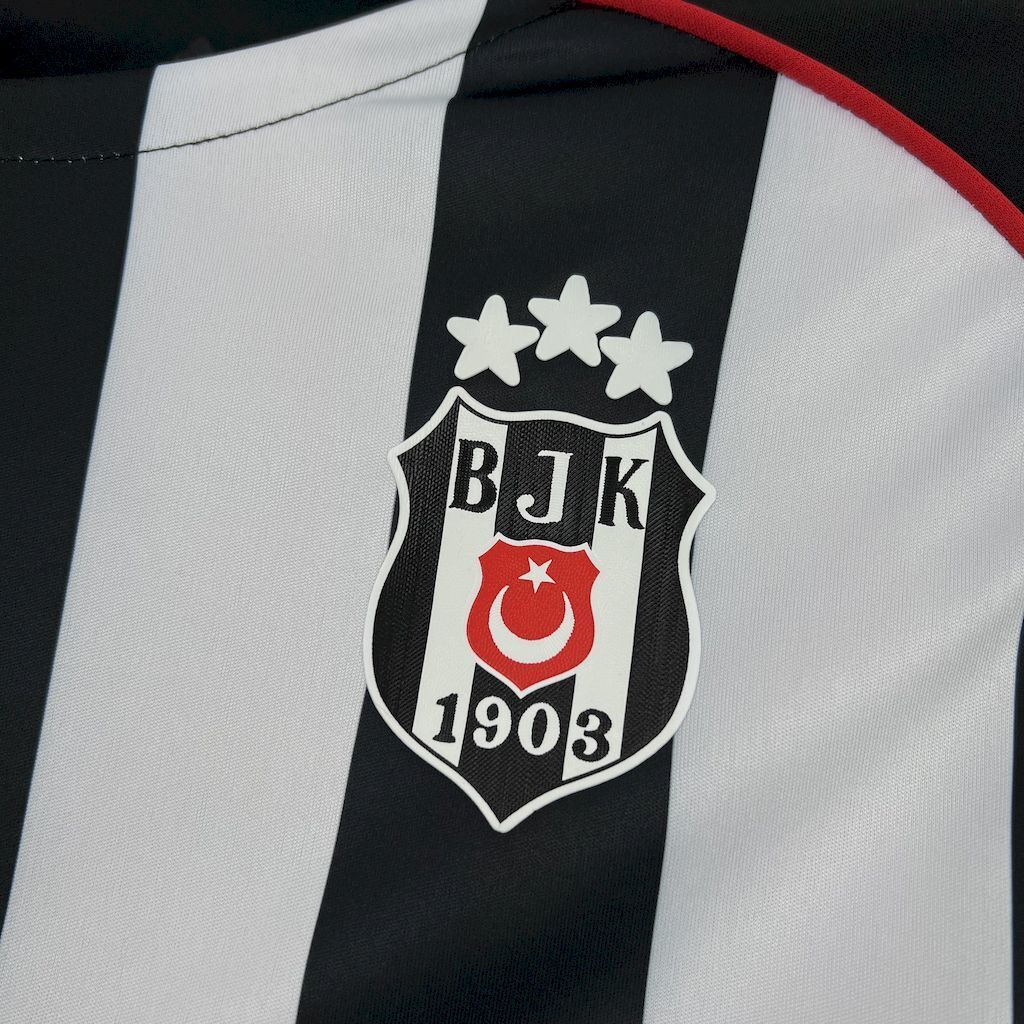 Besiktas 2025/26 Away Jersey (Fan Version) - Image 4