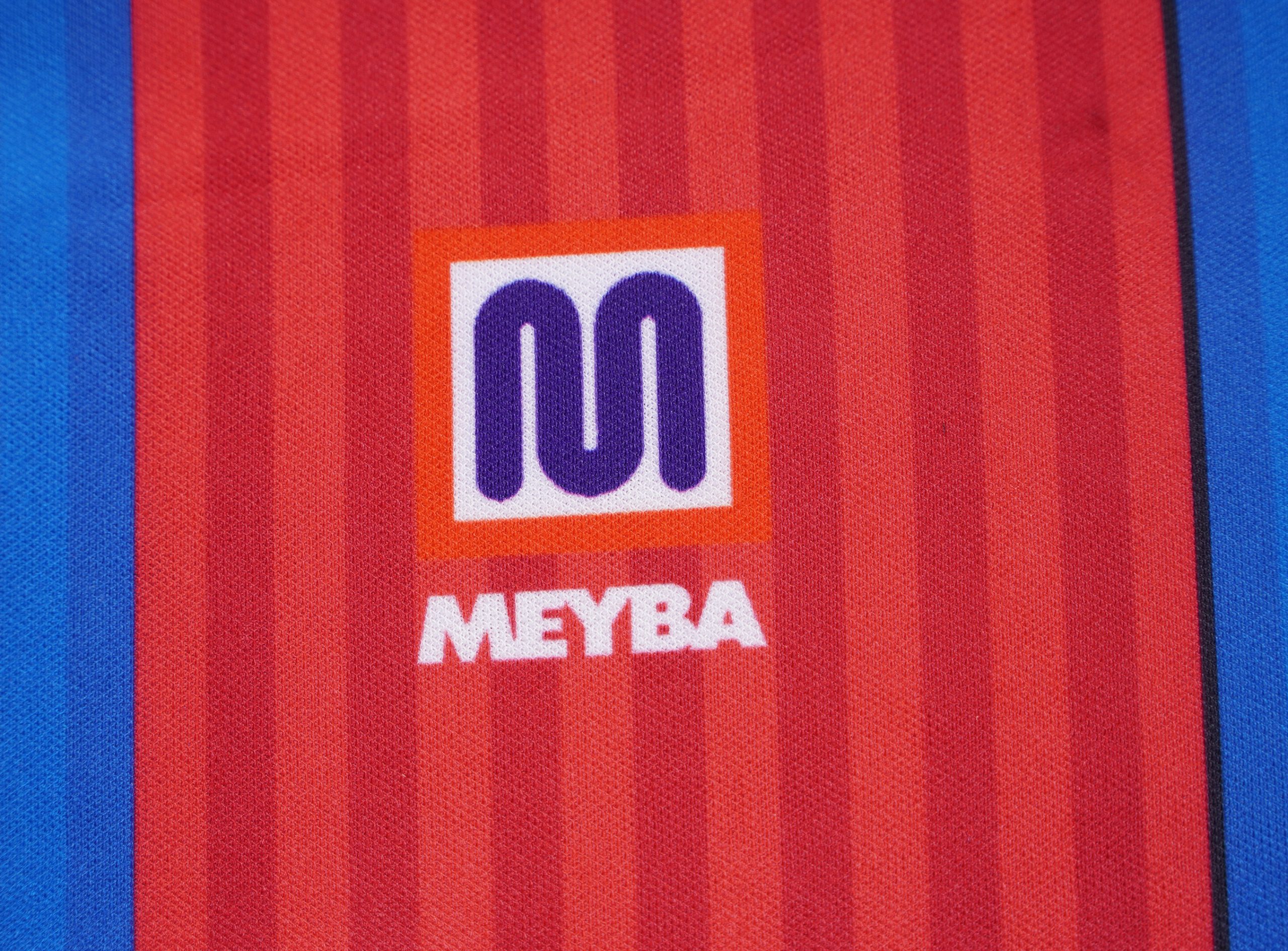Barcelona 1991/92 Home Kids Kit - Image 4
