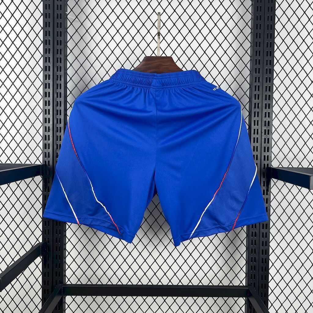 2025/26 Club Universidad De Chile Home Shorts - Image 2