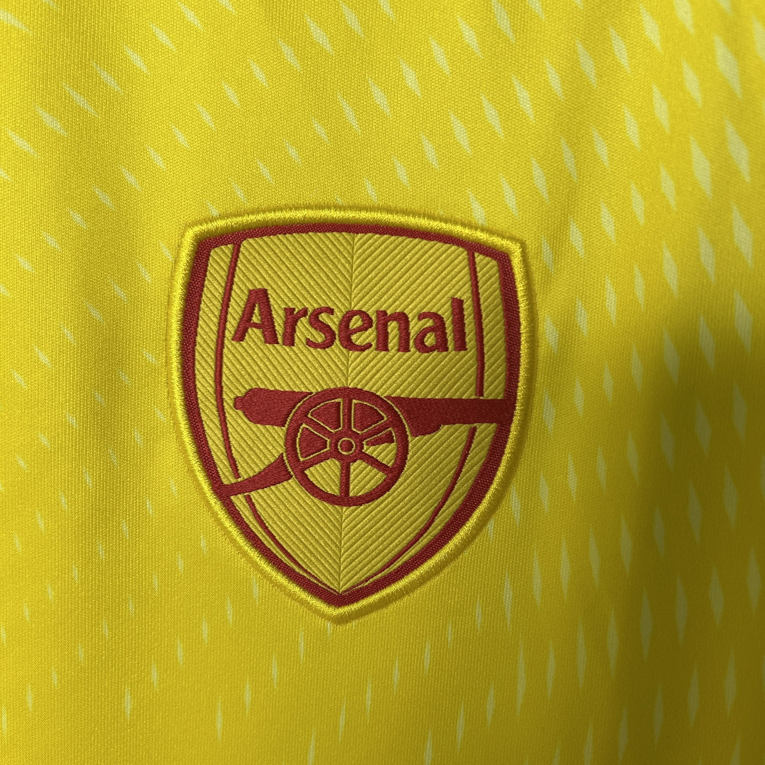 Arsenal 2025/26 Goalkeeper Jersey (Fan Version) - Image 3