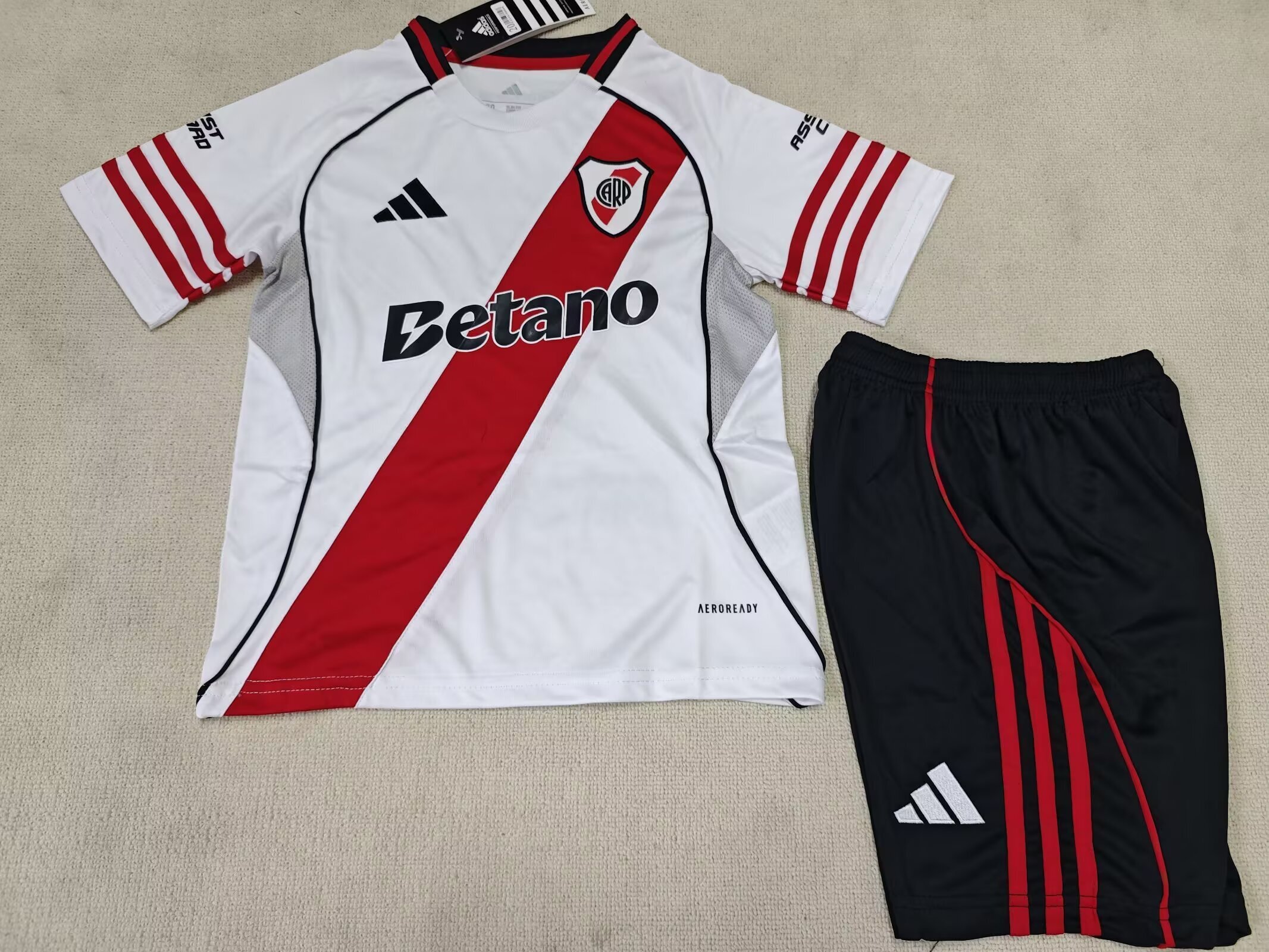 River Plate 2025/26 Home Kids Kit