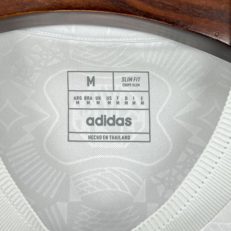 2025/26 Bayern Munich 125th Anniversary Jersey Fan Version - Image 5