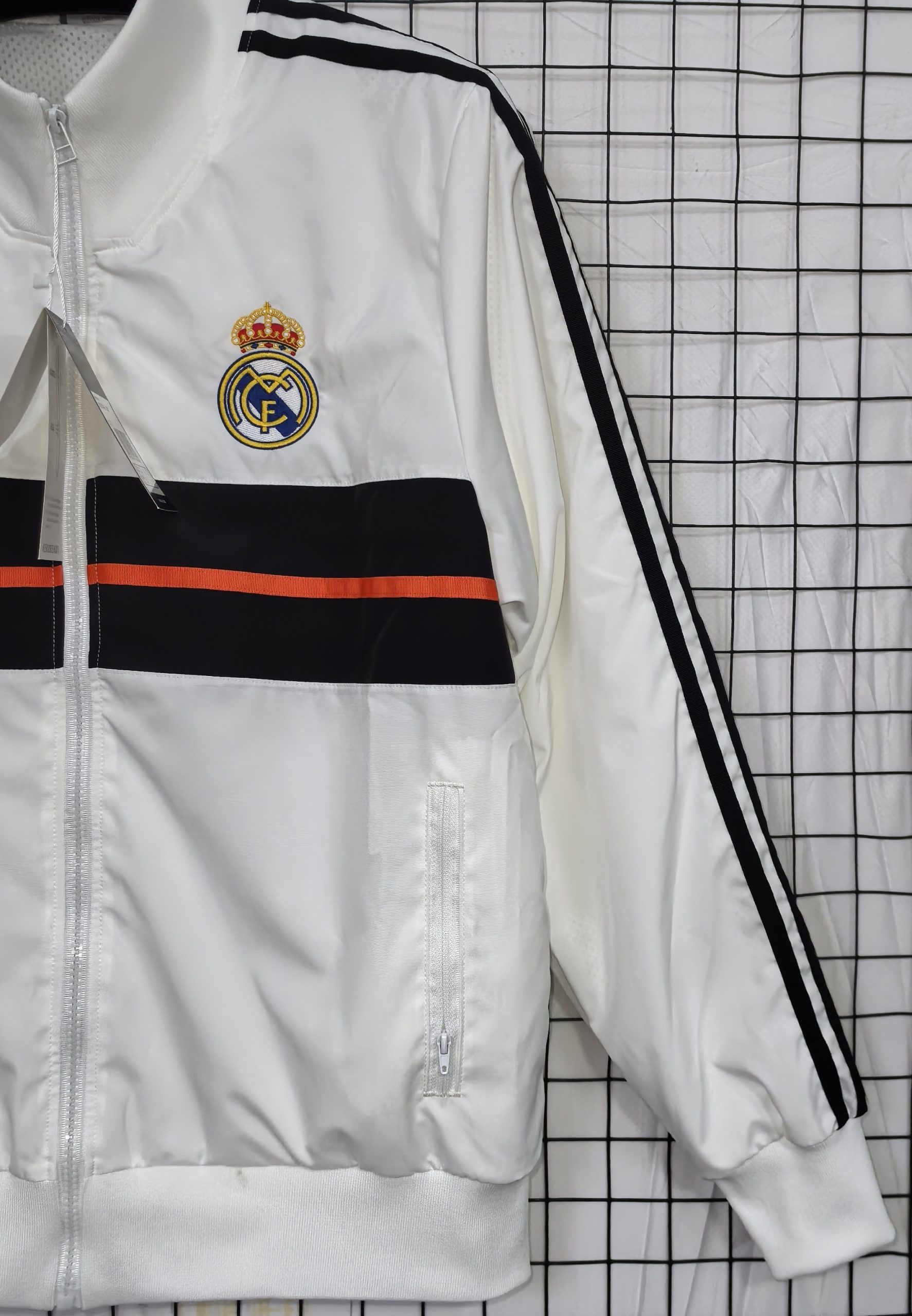 Real Madrid 2013/14 Retro Windbreaker - Image 4