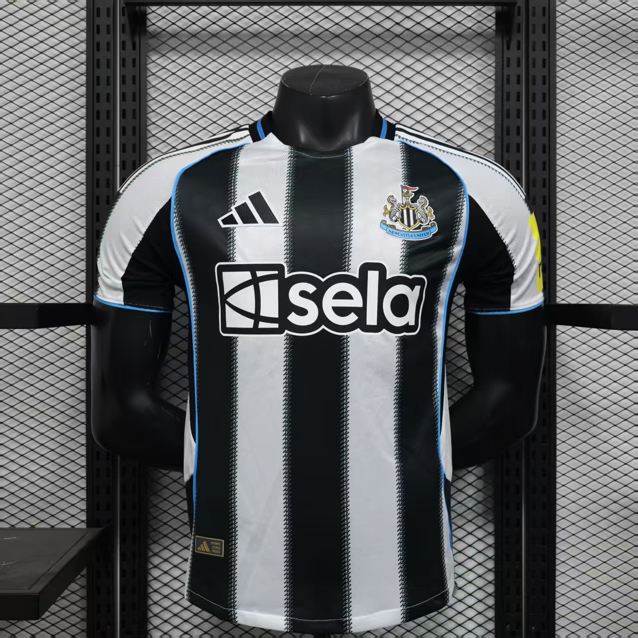 Newcastle United 2025/26 Home Jersey (Player Version)