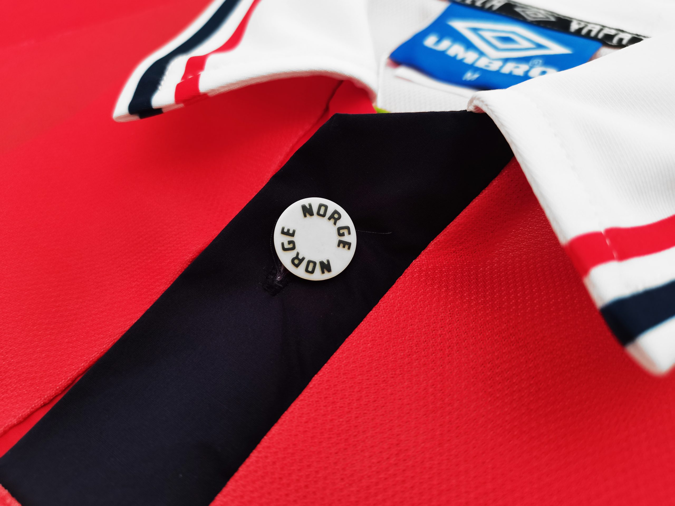 Norway 1998/99 Home Retro Jersey (Fan Version) - Image 4
