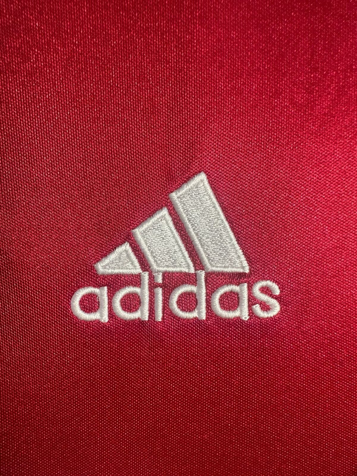 Bayern Munich 2003/04 Home Retro Jersey (Fan Version) - Image 4