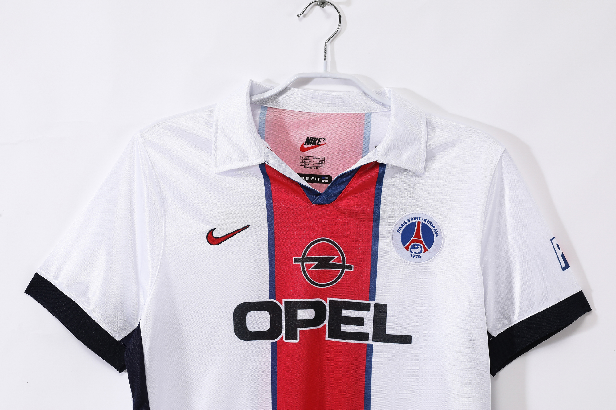 1998/99 PSG Away Retro Jersey Fan Version - Image 4