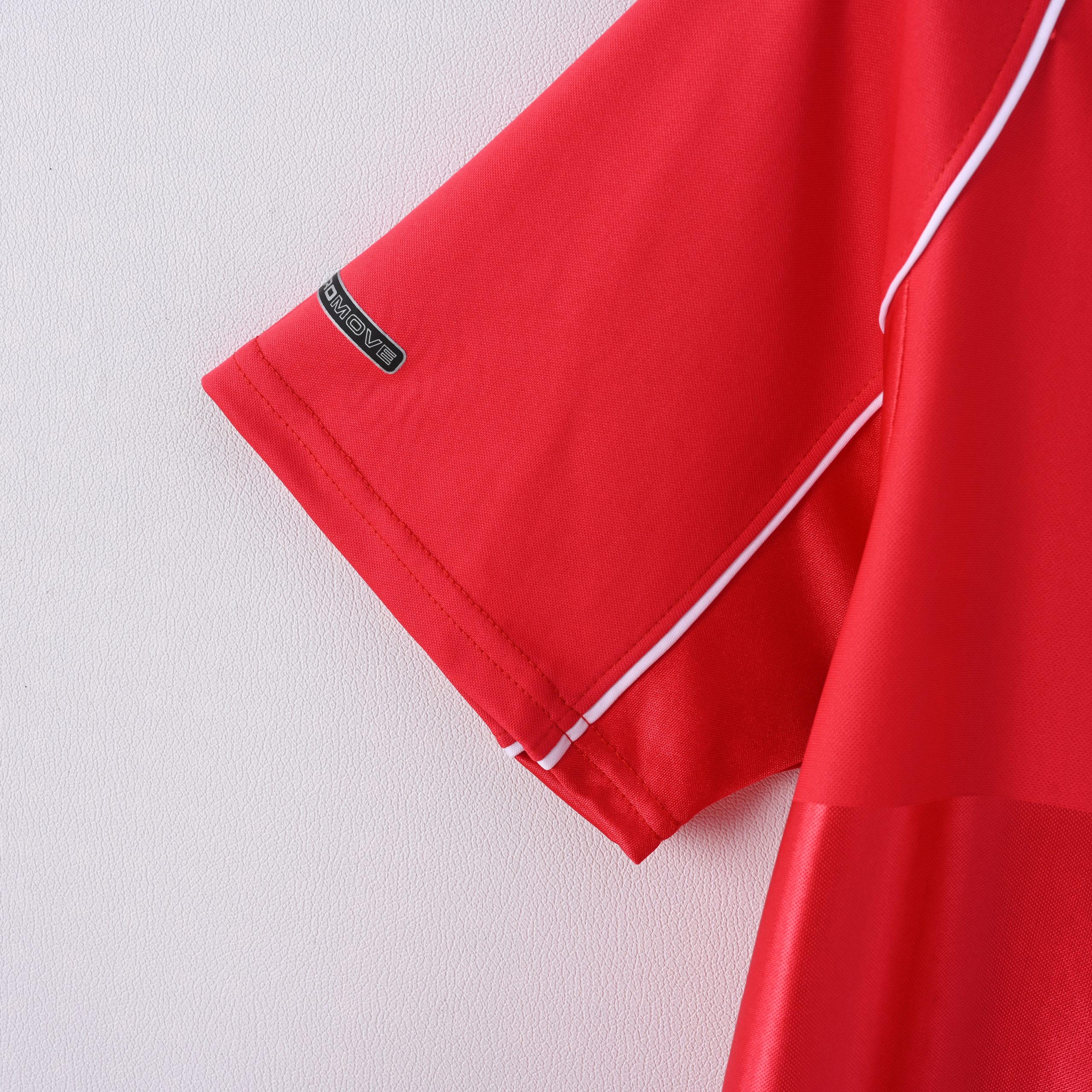 Liverpool 2000/01 Home Retro Jersey - Image 5