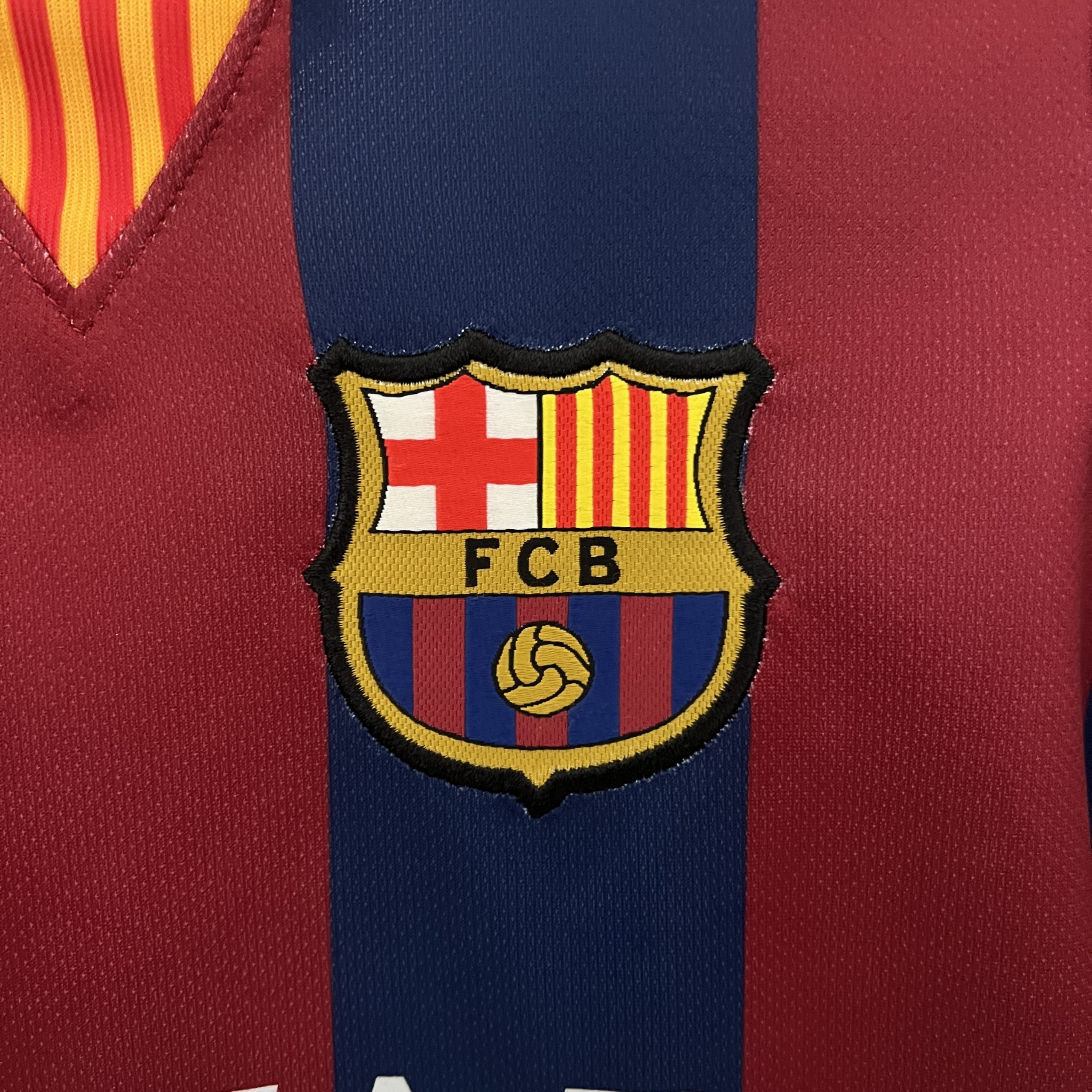 Barcelona 2014/15 Home Kids Kit - Image 4