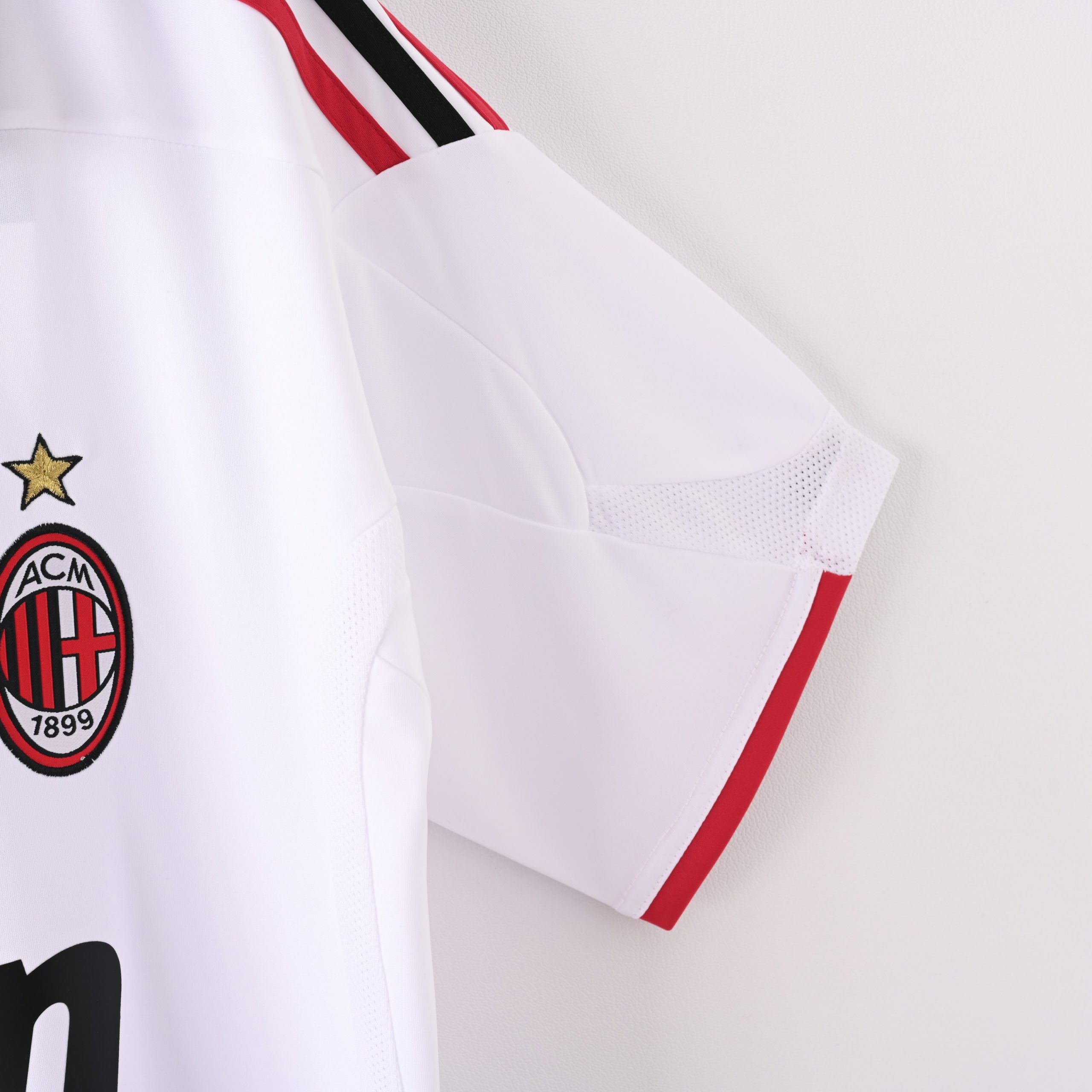 AC Milan 2009/10 Away Retro Jersey - Image 5